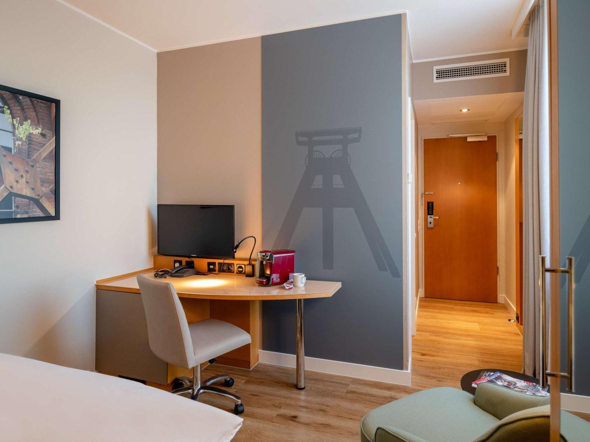 Mercure Hotel Bochum City Bagian luar foto